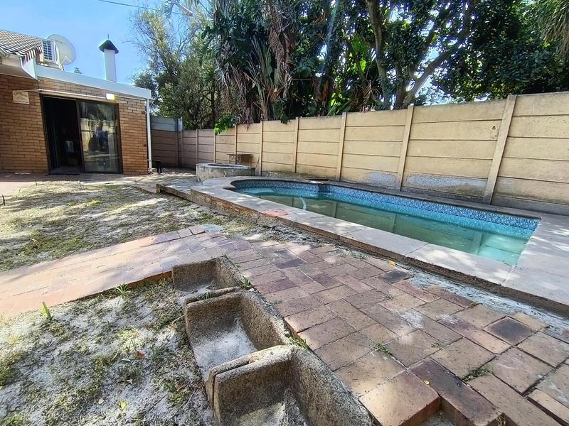 3 Bedroom Property for Sale in Amandelsig Western Cape